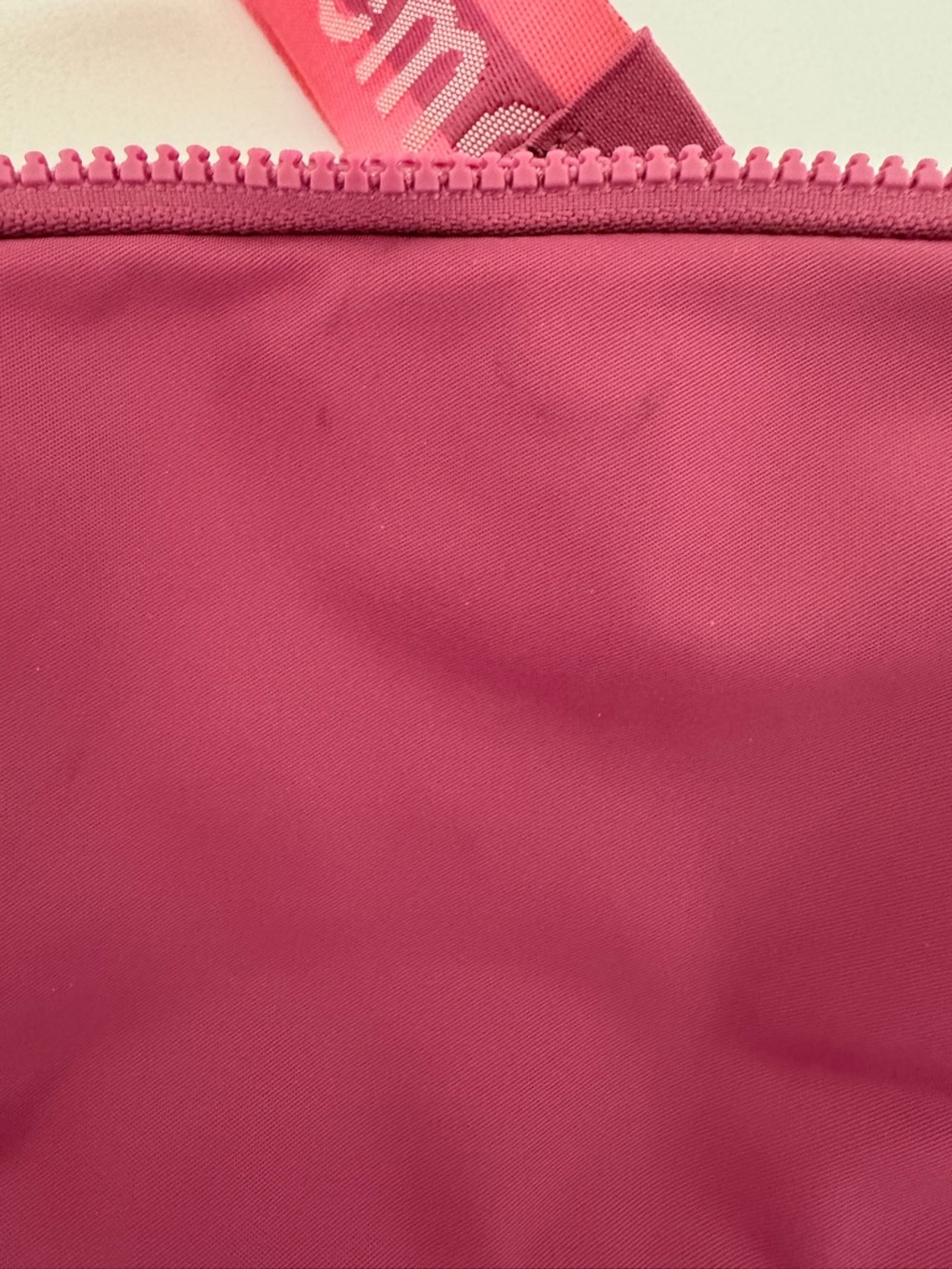 LuLuLemon Color Washed Mauve Sakura Pink White Everywhere Belt Bag 1L EUC - Picture 5 of 9